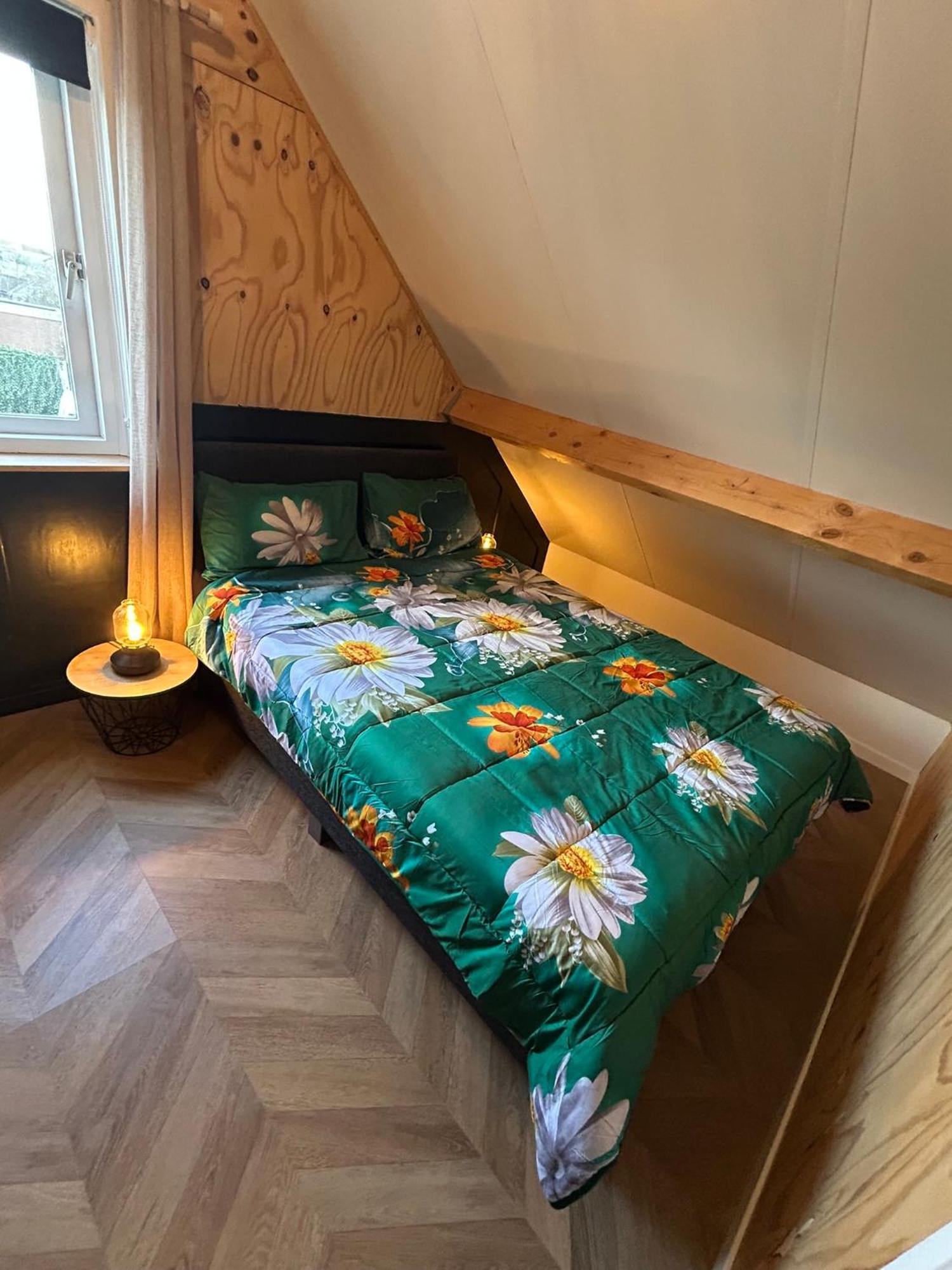 הוילה סינט אנלנד Tiny House Thuus מראה חיצוני תמונה